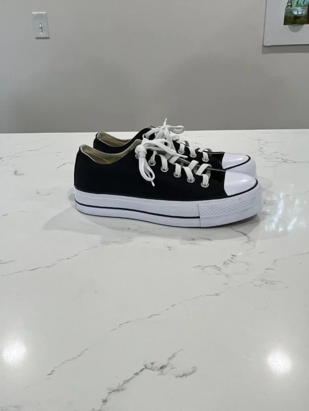 Converse Women's Chuck Taylor All Star Lift Platform Sneaker Size 9.5
